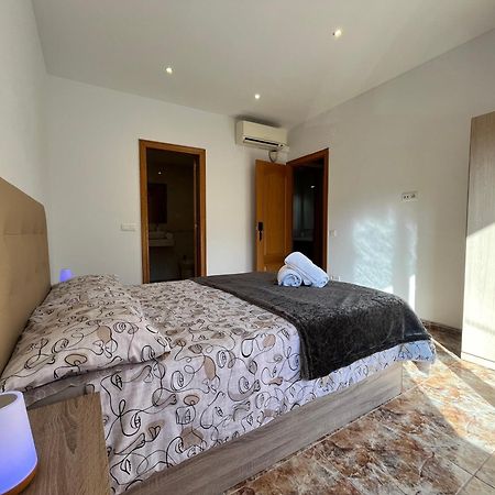 Amplio Apartamento, 5 Camas Сан-Эстеве-Сесровирес Экстерьер фото